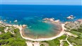 foto plaz La Canneddi pri hoteli Red Sun Village v Canneddi - Isola Rossa na talianskom ostrove Sardinia