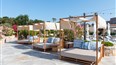 foto Lime bar pri bazene s terasou  hotela Mangia´s Sardinia Resort v Santa Teresa Gallura na talianskom ostrove Sardinia